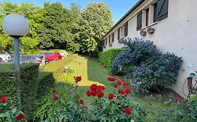 Hotel Kyriad Epernay En Champagne